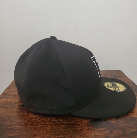 Los Angeles Dodgers New Era Black Outline 59FIFTY Fitted Wool Hat 7 1/4 - Picture 8 of 13